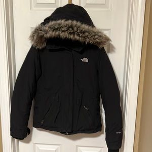 Women’s north face winter coat with hood
